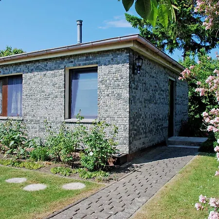 Ferienhaus Und _appartement Am Str 아파트 *